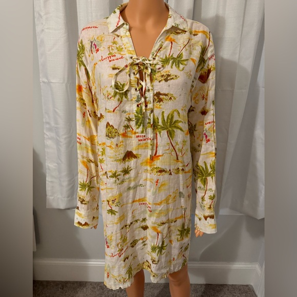 C&C California Other - Cute C & C California size M white vacation print long sleeve swim cover up new